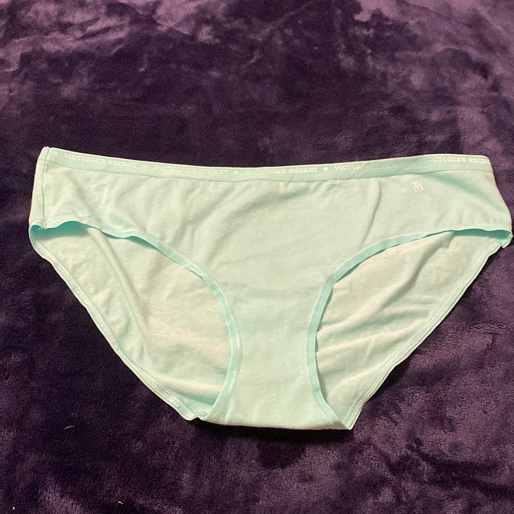 💙Victoria’s Secret Hiphugger Panty💙